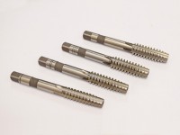 Hand tap Tr 10x3 (4 pcs set) NO