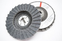 Lamellar grinding wheel 125mm made of gray fleece for angle grinders - fan