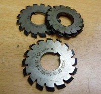 Involute milling cutter (modular) M 0.6 x 20°, z14-16