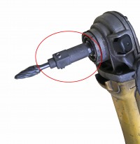 Adapter for clamping abrasives on a 6mm shank for angle grinders